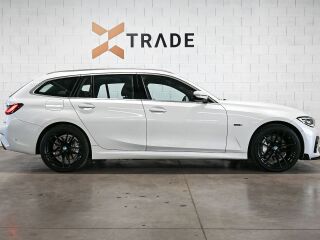 BMW 330 M-Sportpakett 2.0 215кВ