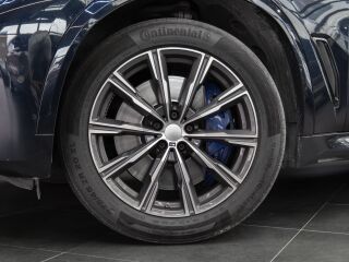 BMW X5 xDdrive30d M-Sport Shadow Line 3.0 195кВ