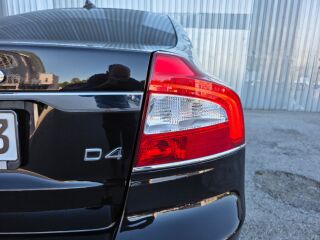 Volvo S80 Summum FuIl Options Ember Black 2.0 D4 133кВ