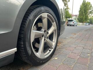 Audi A8 Long 3.0 210kW