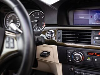 BMW 330 Executive 3.0 170кВ