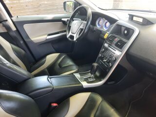 Volvo XC60 R-Dising AWD 2.4 151kW