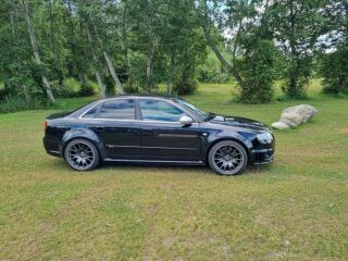 Audi RS 4 4.2 309кВ