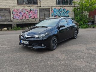 Toyota Auris 1.8 73kW