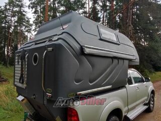 Toyota Hilux + Azar4 Offroad autoelamu kastikale 2.5 88kW