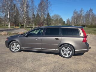 Volvo V70 2.4 136kW