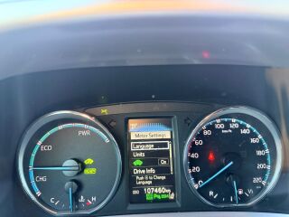 Toyota RAV4 2.5 114kW
