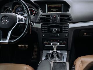 Mercedes-Benz E 200 AMG 1.8 135kW