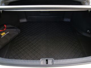 Lexus ES 300h 2.5 131kW