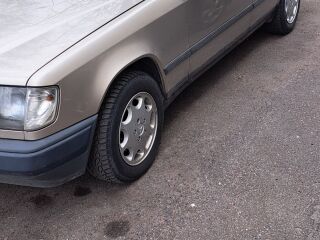 Mercedes-Benz 230 2.3 100kW