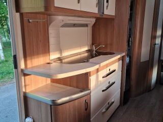 Hobby DE LUXE 545KMF