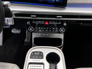Hyundai Ioniq 9 Premium EL 226kW