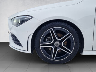Mercedes-Benz CLA 180 Shooting Brake AMG-Line 1.3 100kW