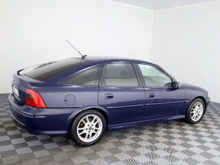 Opel Vectra 2.0 100кВ