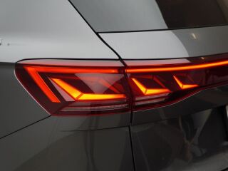 Volkswagen Touareg Elegance 4-Motion 3.0 170кВ