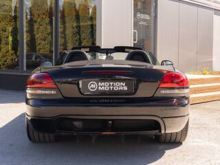 Dodge Viper SRT-10 8.3 372kW