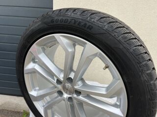Volvo V90 Cross Country Inscription Facelift AWD MY22 2.0 B5 KERS MILD Kerghübriid 183kW