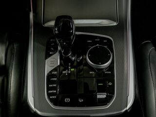 BMW X5 M Sportpaket Plug-In hybrid 3.0 290кВ