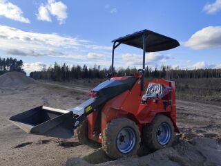 MY-390 skid steer 8kW