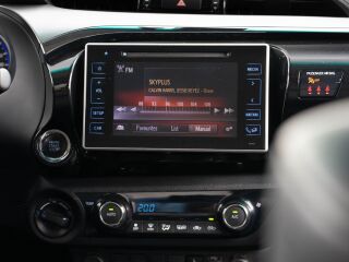 Toyota Hilux 2.4 110kW