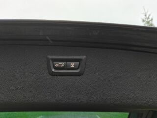BMW 320 Luxury 2.0 135kW