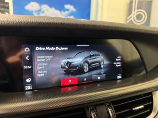 Alfa Romeo Stelvio Veloce Launch Edition 2.0 206kW
