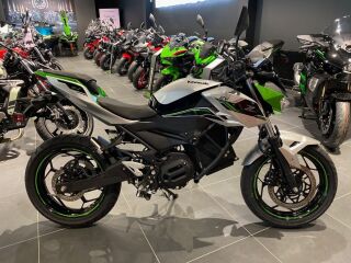 Kawasaki Z e-1 5kW