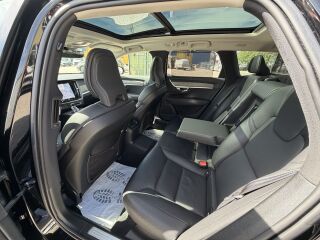 Volvo V90 INSCRIPTION AWD RECHARGE HARMAN/KARDO FACELIFT 2.0 R4 T6 Twin-Engine PLUG-IN-HYBRID 257 186кВ