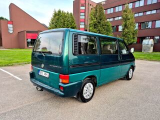 Volkswagen Multivan 2.5 75kW