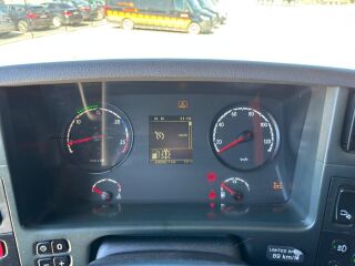 Scania G440 6x2 324kW