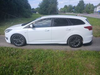 Ford Focus ST-Line 1.5 R4 88kW