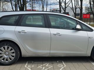Opel Astra 1.6 85кВ