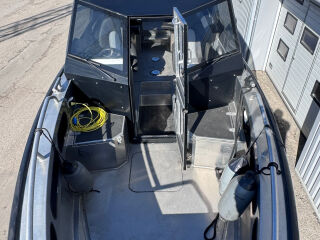 Anytec 868 CAB 2 x 350 Verado 2 x 350 Mercury Verado Joystick Piloting 261kW