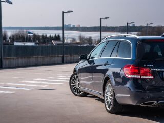 Mercedes-Benz E 300 2.1 150кВ