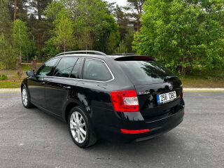 Skoda Octavia Combi Elegance 2.0 TDI 110kW