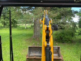 JCB  12кВ