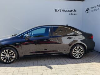 Toyota Corolla Hybrid  Sedan  1.8 hybrid 122 hp  e-CVT  f 1.8 hybrid 72kW
