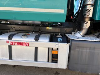 Scania G490 8x4*4 EURO6 + BOX VIBRATOR 360kW