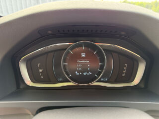 Volvo V60 Plug-In Hybrid AWD 2.4 D6 AWD 158кВ