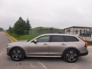 Volvo V90 Cross Country 2.0 145kW