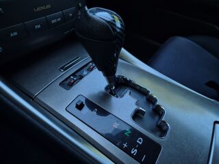 Lexus IS 250 2.5 153кВ