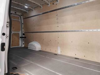 Volkswagen Crafter L4H3 N1 2.0 103kW