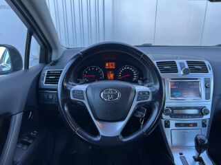 Toyota Avensis Linea Sol 1.8 108kW
