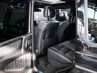 Mercedes-Benz G 63 AMG Biturbo 5.5 V8 400kW