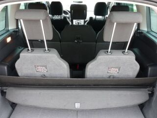Peugeot 5008 Style Facelift 1.6 R4 HDi 84kW