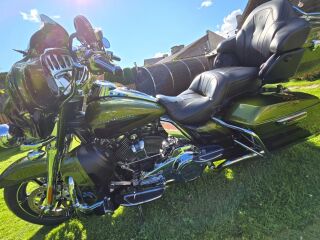 Harley-Davidson FLHTKSE CVO LIMITED V2 75kW