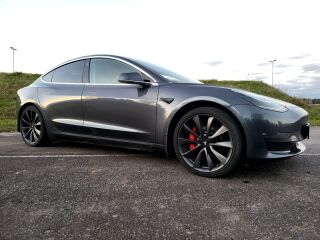 Tesla Model 3 Performance FSD 377kW