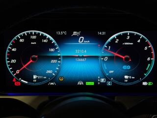 Mercedes-Benz E 300 de Avantgarde 4Matic 2.0 d 225kW