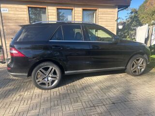 Mercedes-Benz ML 350 Designo 3.0 190kW