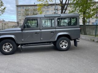 Land Rover Defender 2.4 90kW